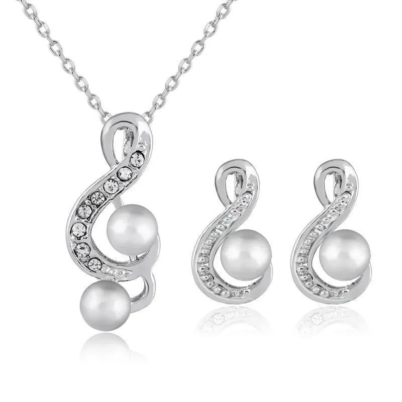 Danbi Pearl Jewelry Set featuring a delicate necklace and matching earrings with sparkling accents