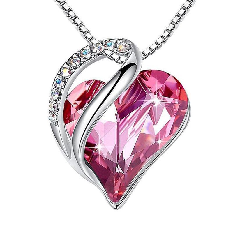 Heart - Shaped Pendant Necklace - Stylish 3Sixty5