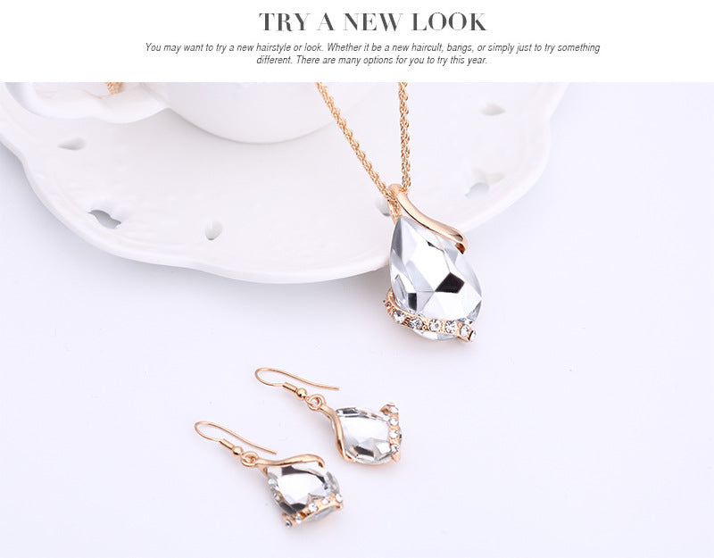 Stylish 3Sixty5 royal dewdrop jewelry set featuring sparkling pendant and earrings for elegance